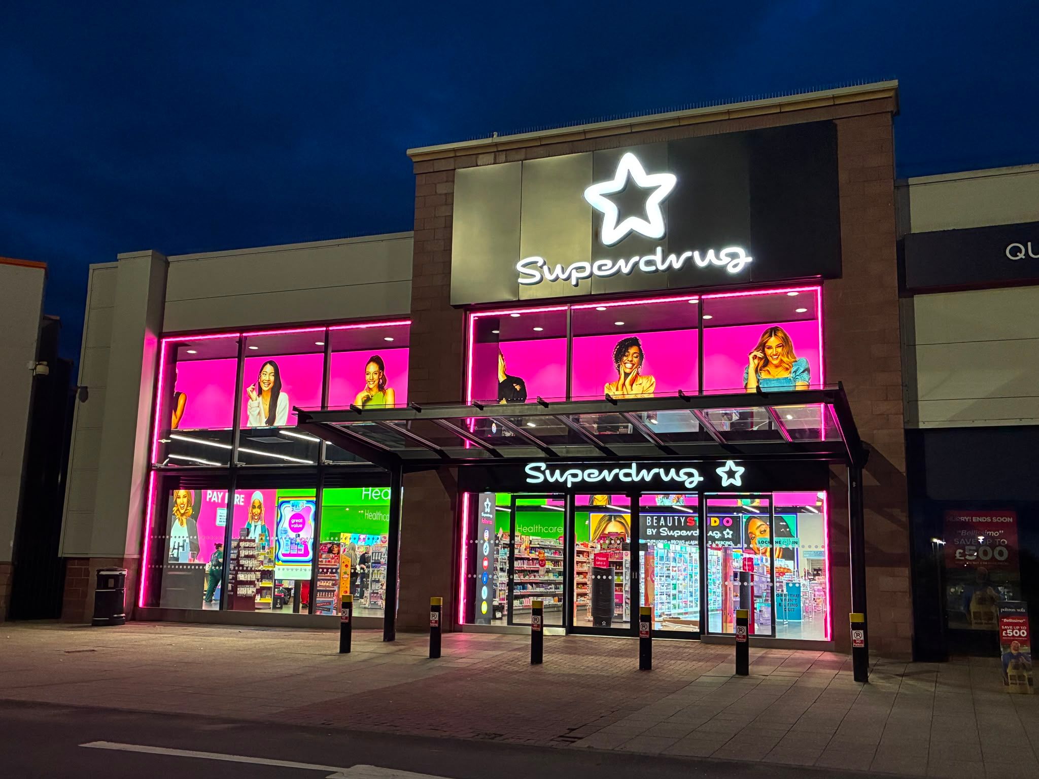 New Superdrug store at Unit 6 Queens Drive Retail Park, Queen's Drive, Kilmarnock KA1 3XB fitted out by IRC Group