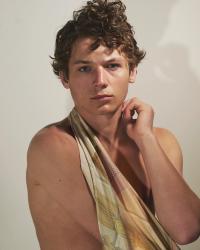 U la repubblica - Performance | Erin Fee Productions