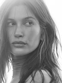 W Magazine - The Summer Issue 2024 Cover | Erin Fee Productions