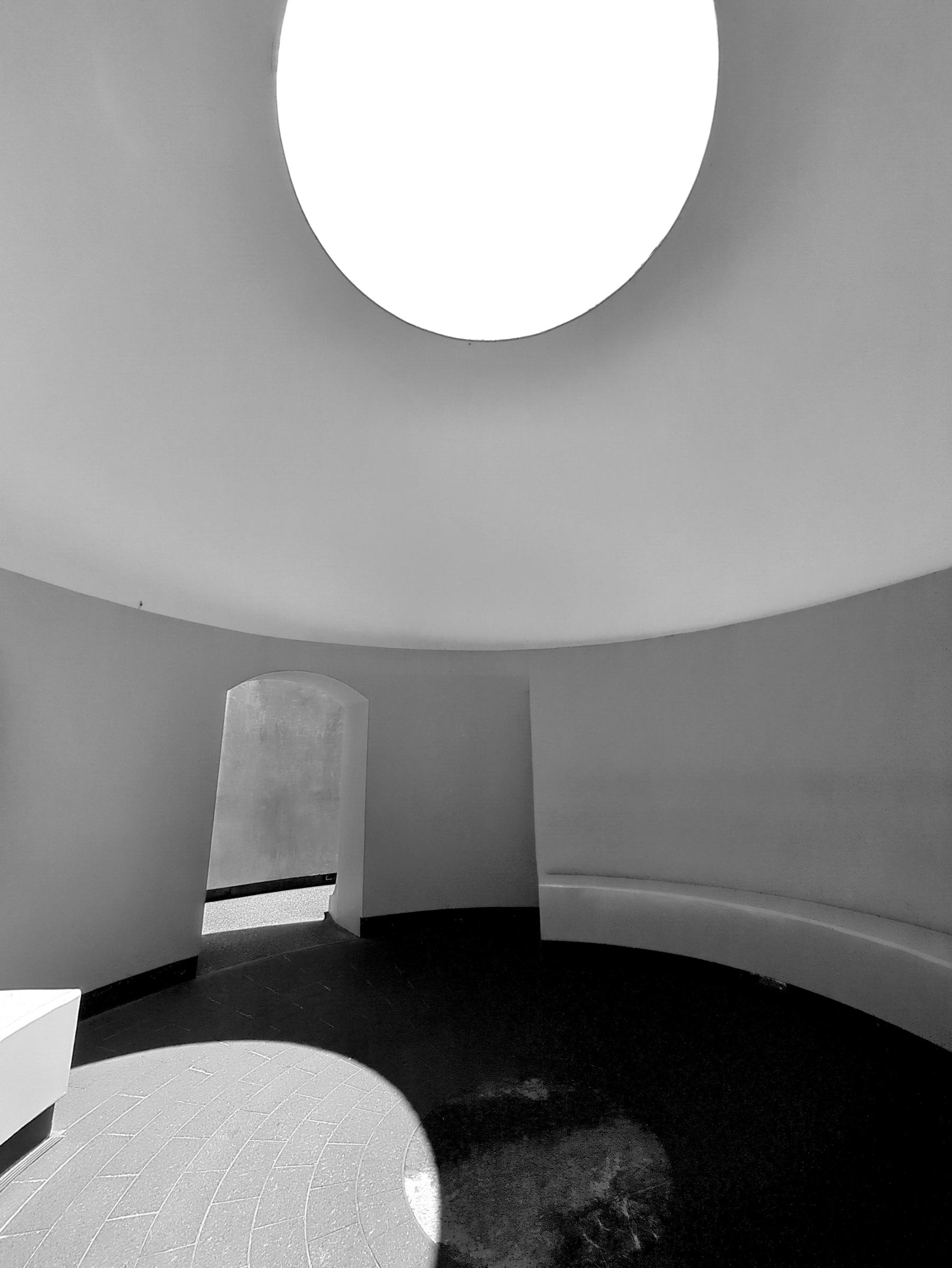 Interior view, James Turrell: Three Gems