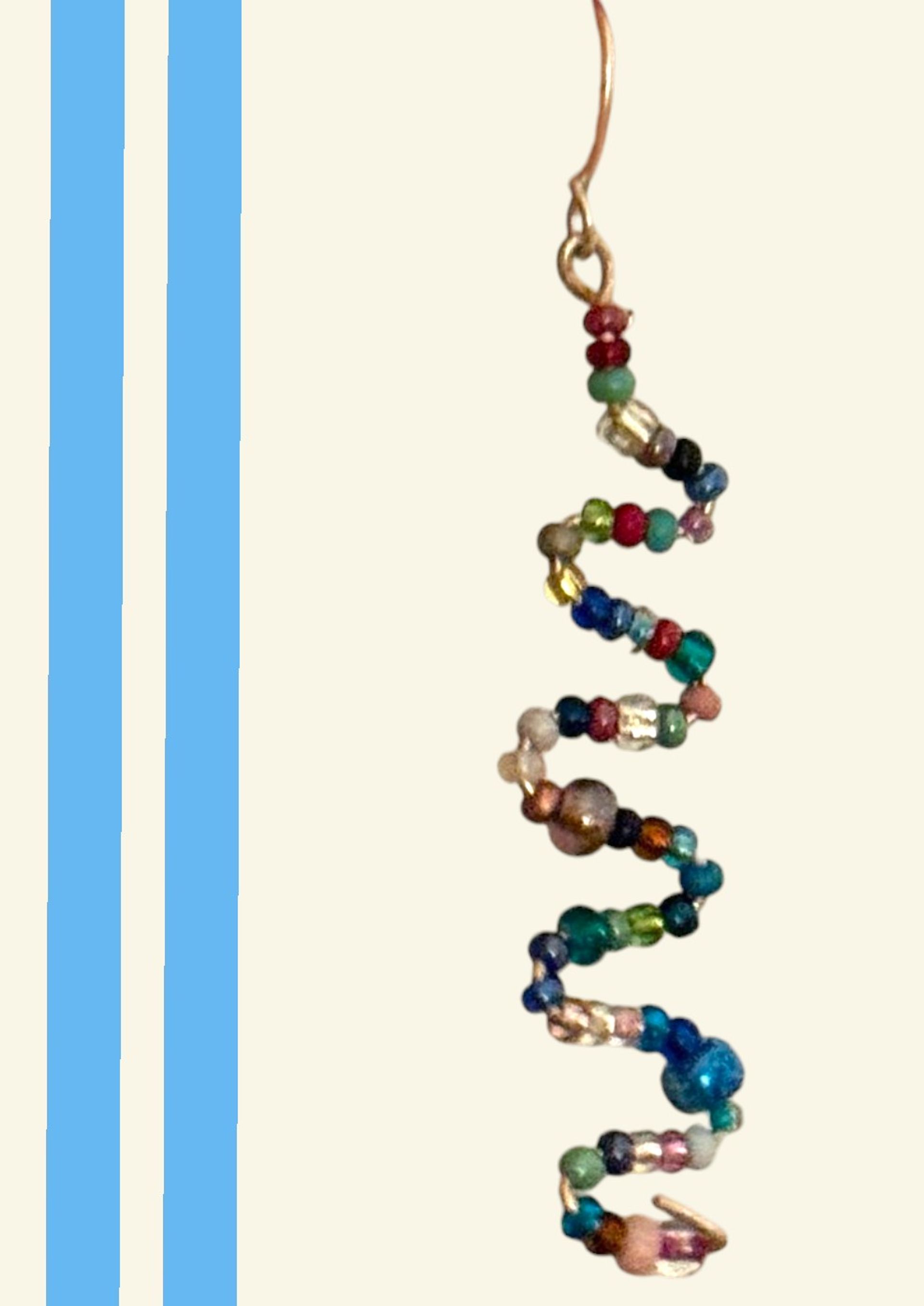 squiggly earring