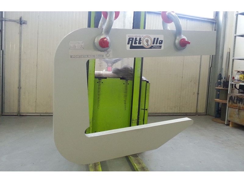 C-hook for coils 8,000 kg