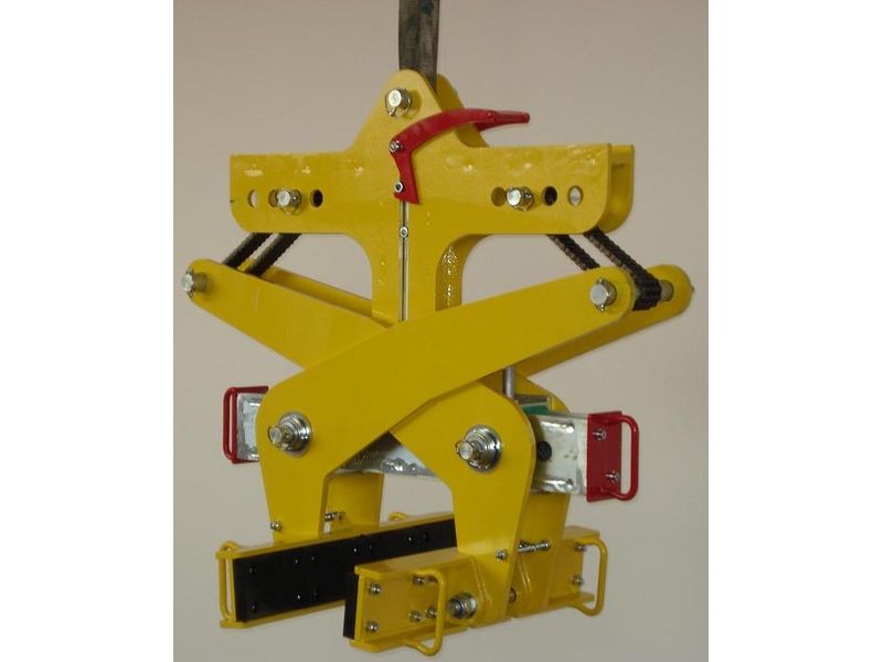 New Jersey barrier clamp