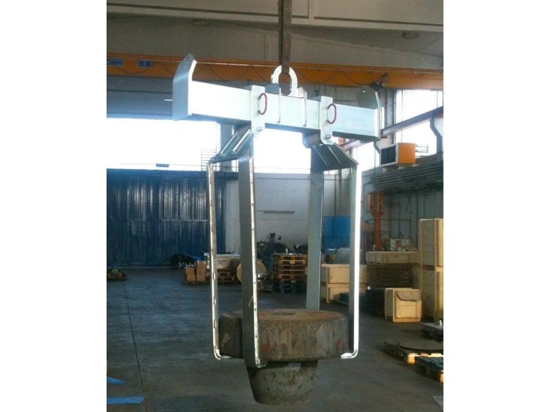 Flange lifting beam