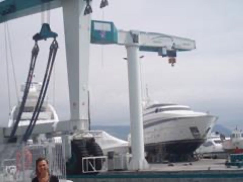 25 t boat-hauling jib crane