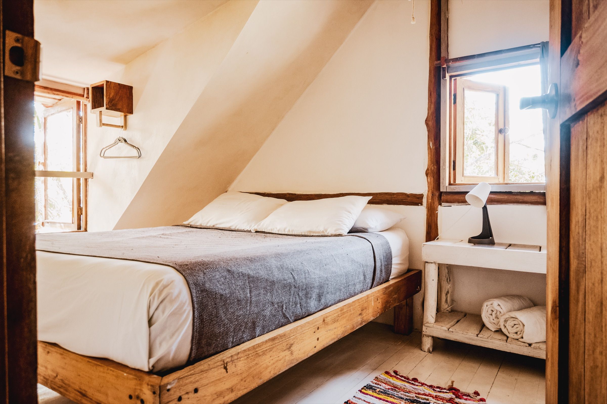 Habitación con cama doble en Santa Teresa
