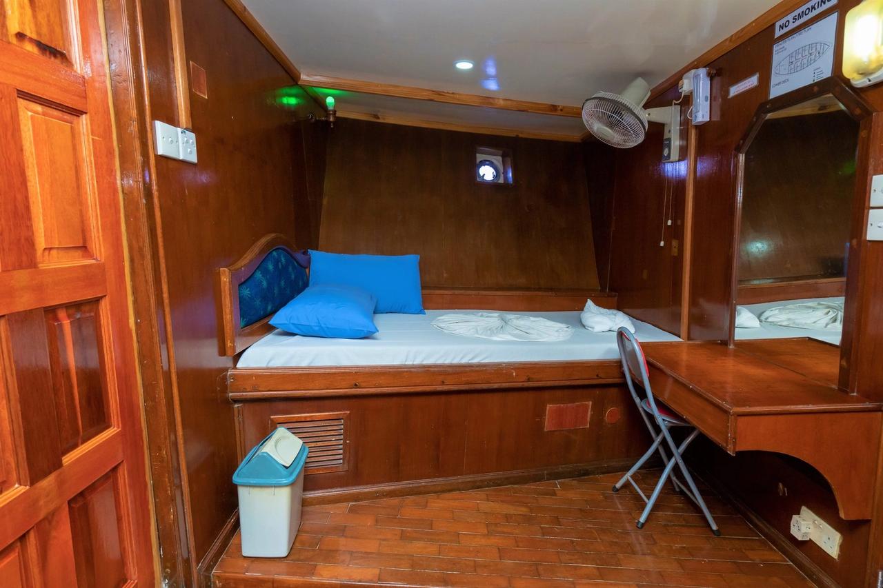 Cabina de Blue Shark 1