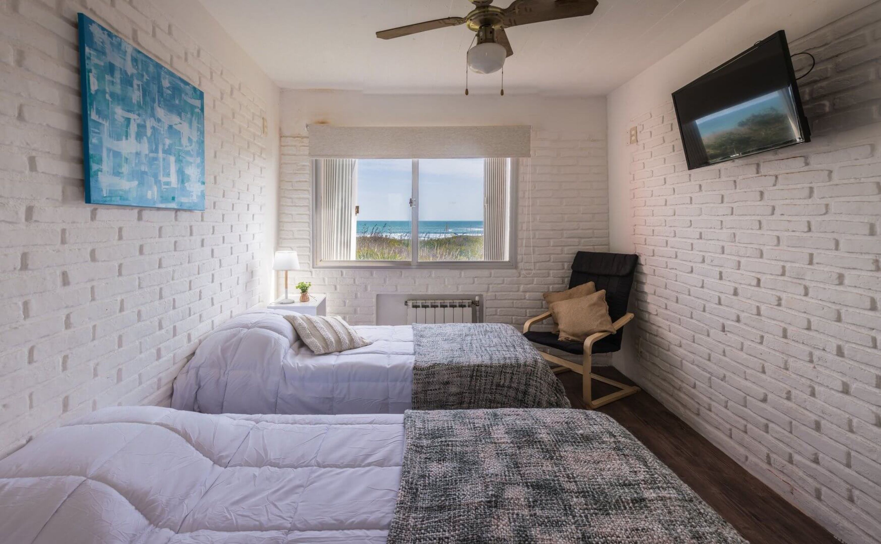 Habitación doble con vista al mar en Portobello Suites