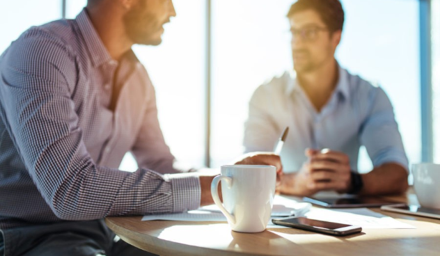 The Ultimate Guide: 6 Proven Strategies to Fill Your Pipeline and Land High-Value Clients as a Fractional Executive