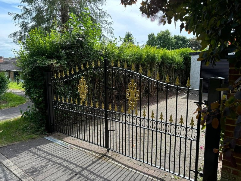 Exterior Painting & Decorating