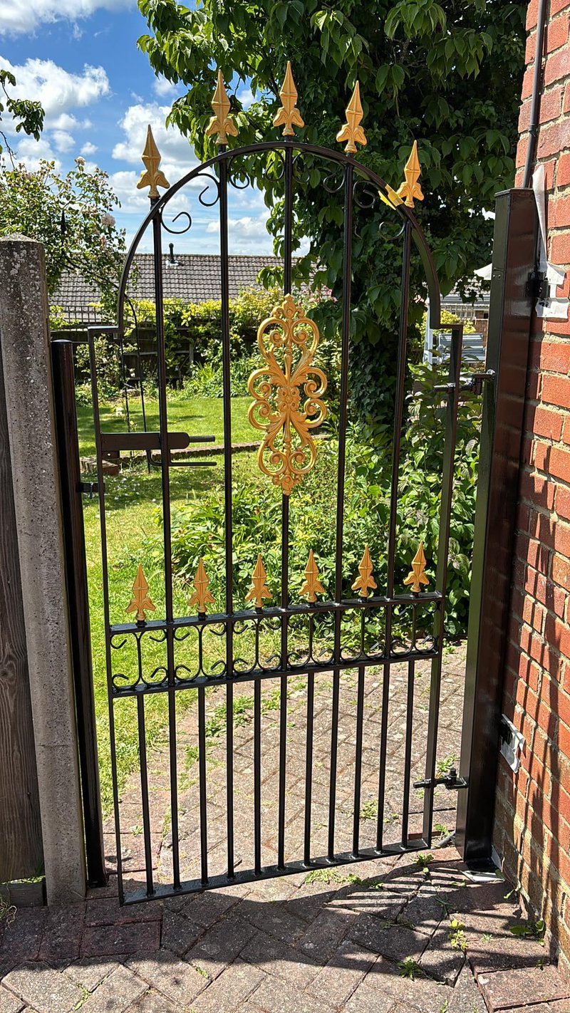 Exterior Painting & Decorating