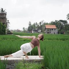 rosezita yoga class