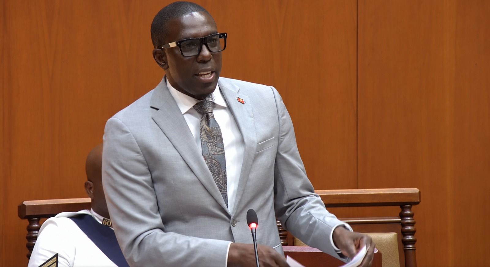 Pringle Calls for Age of Consent to Rise to 18; Government Agrees to Examine Proposal