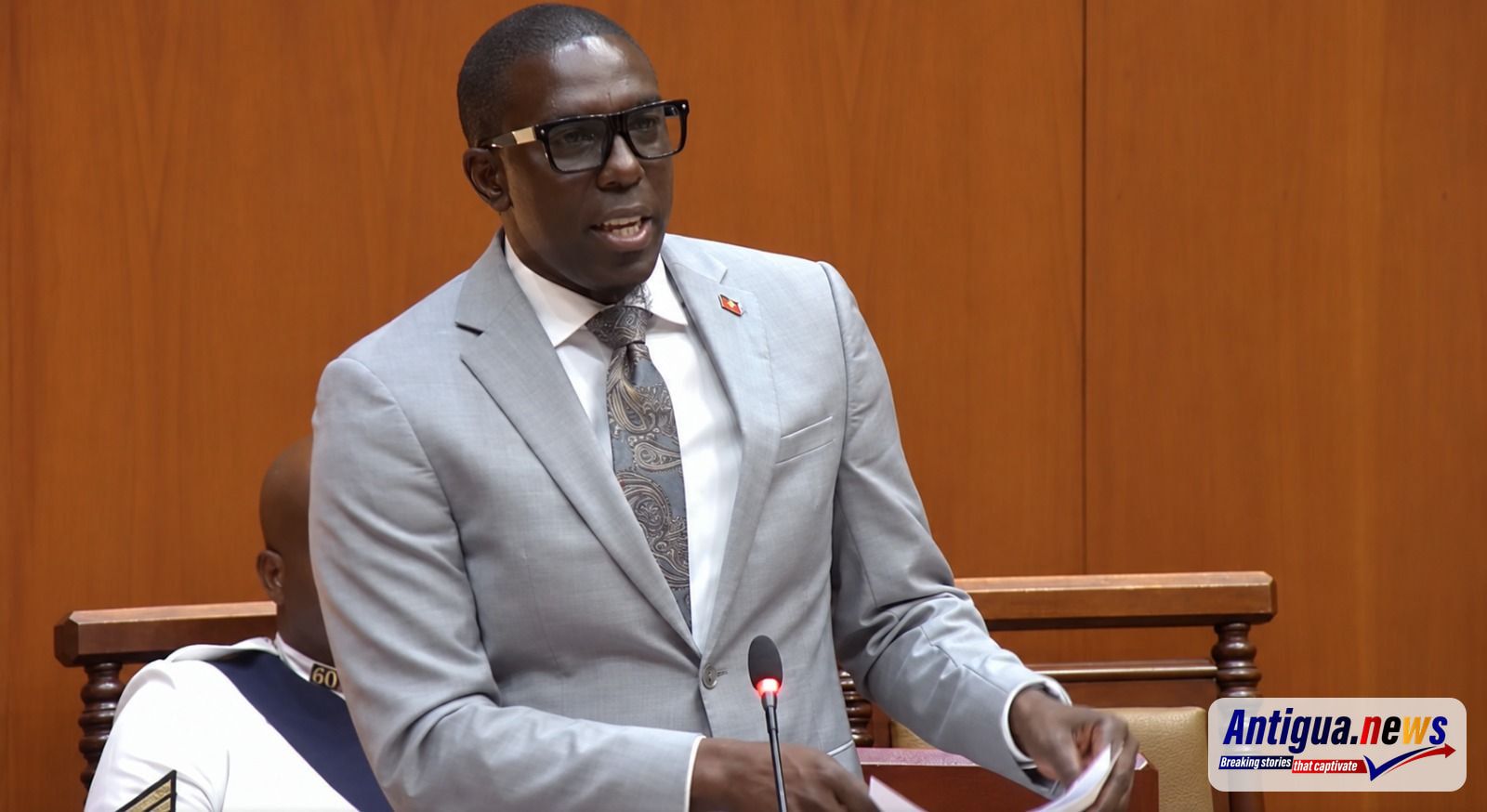 Pringle Calls for Age of Consent to Rise to 18; Government Agrees to Examine Proposal