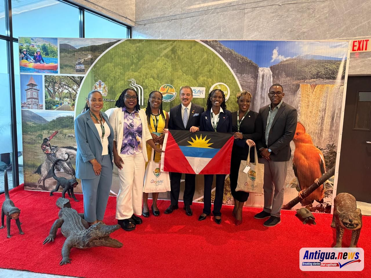 Antigua and Barbuda’s Junior Minister of Tourism, Ms. Janica Adams and other tourism officials