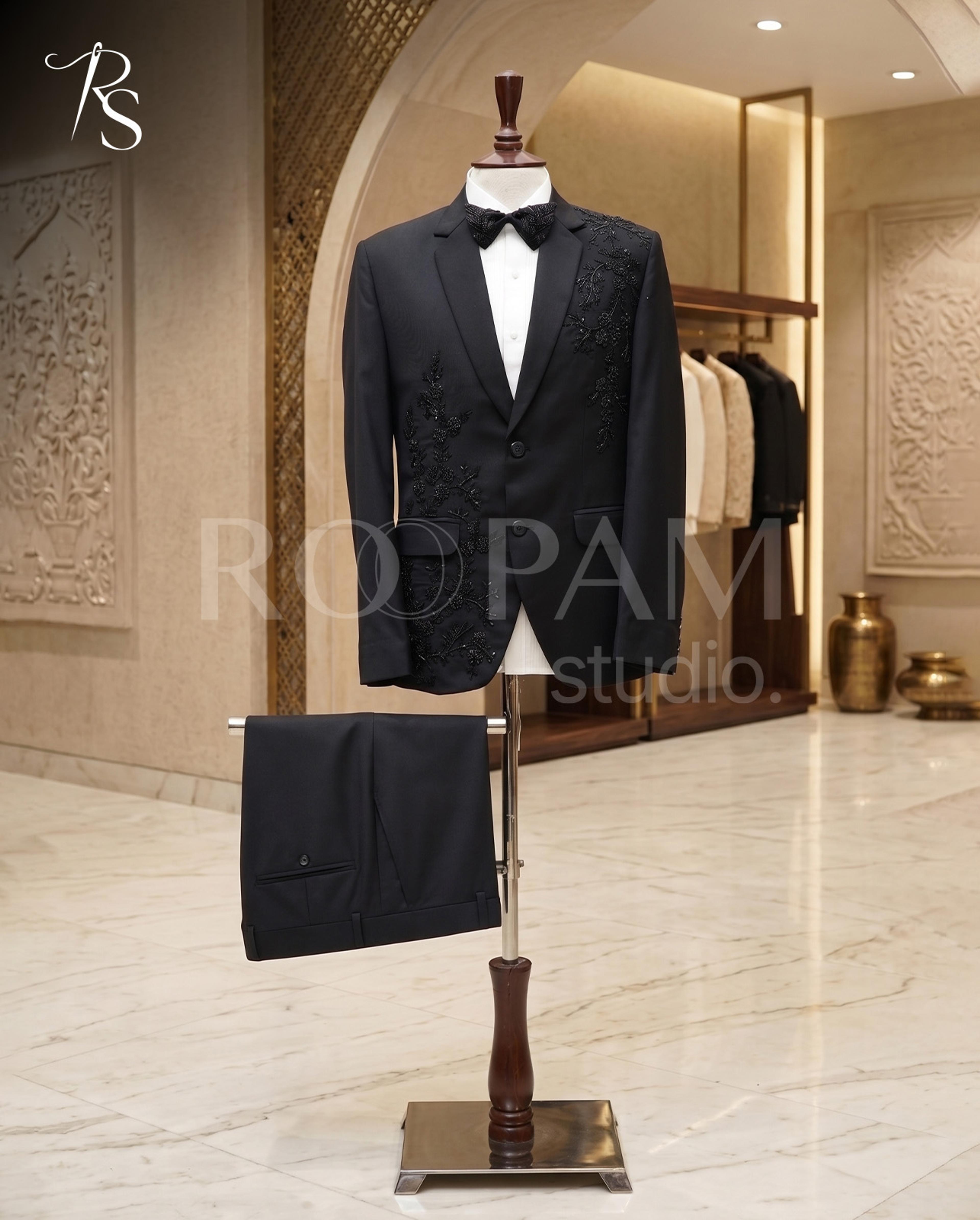 Luxury Black Asymmetrical "Floral Vine" Beaded Tuxedo Suit (2-Piece) - Thumbnail 3