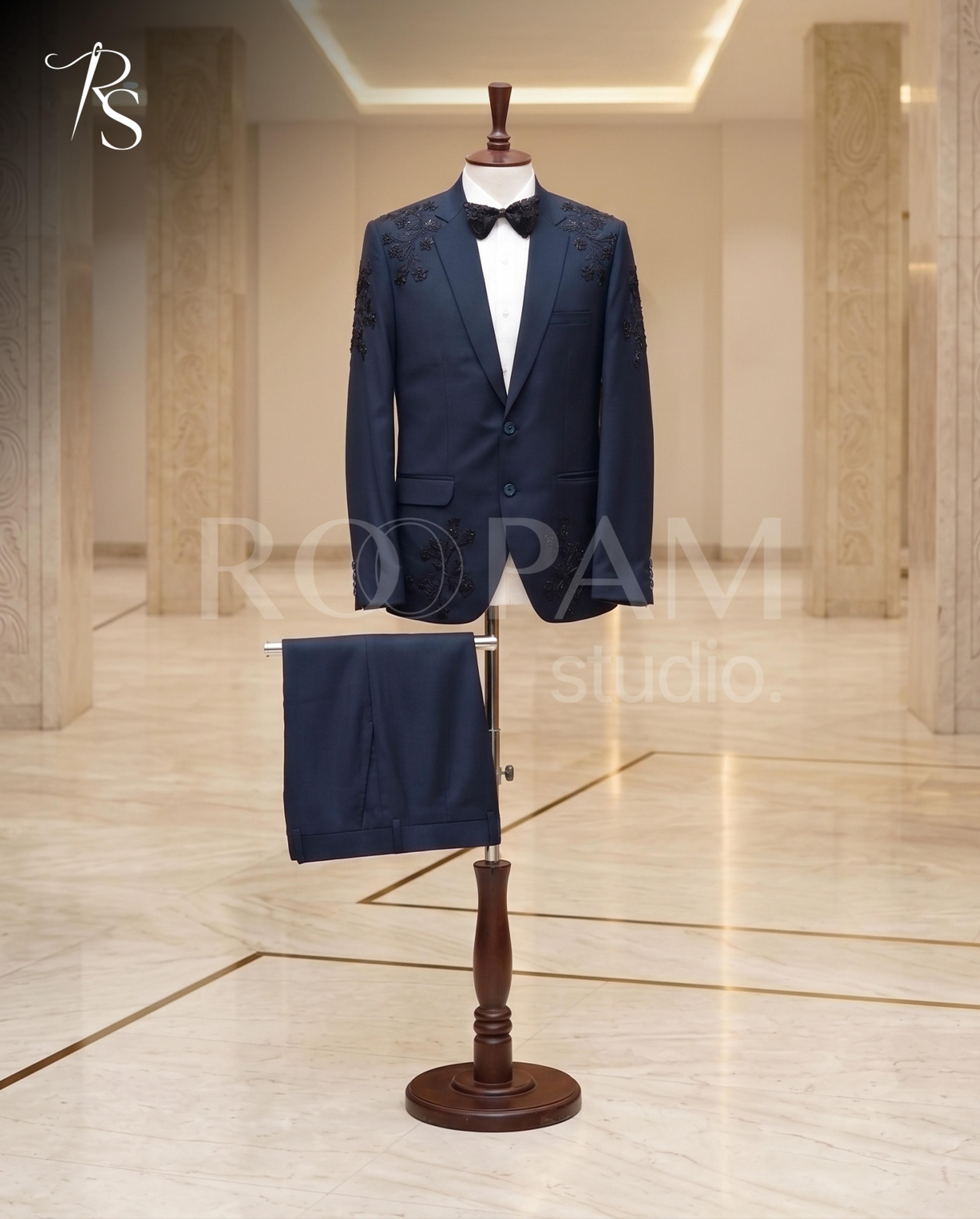 Premium Navy Blue Floral Embroidered 2-Piece Suit - Thumbnail 2