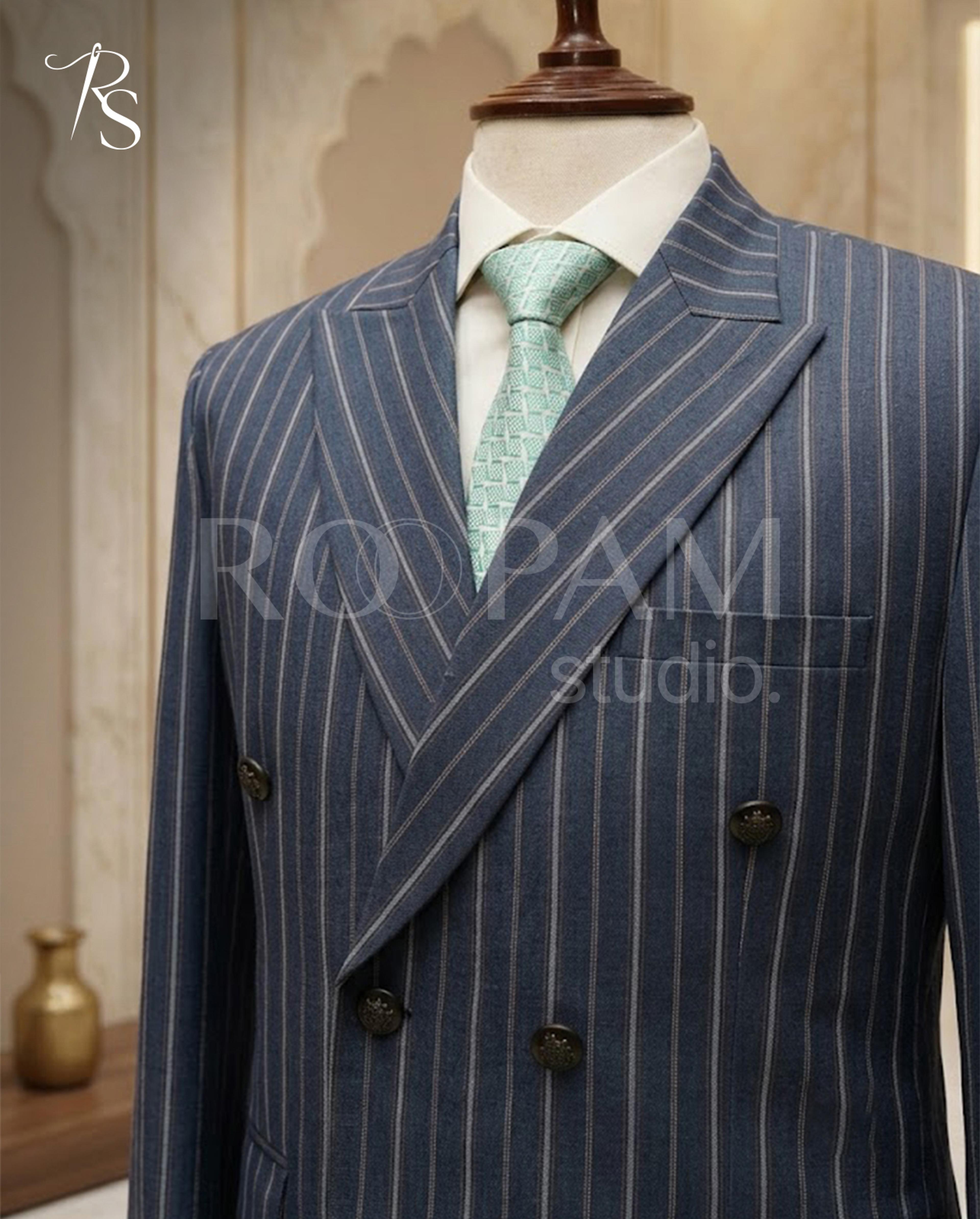 Premium Navy Blue Pinstripe Double-Breasted Suit (2-Piece) - Thumbnail 4