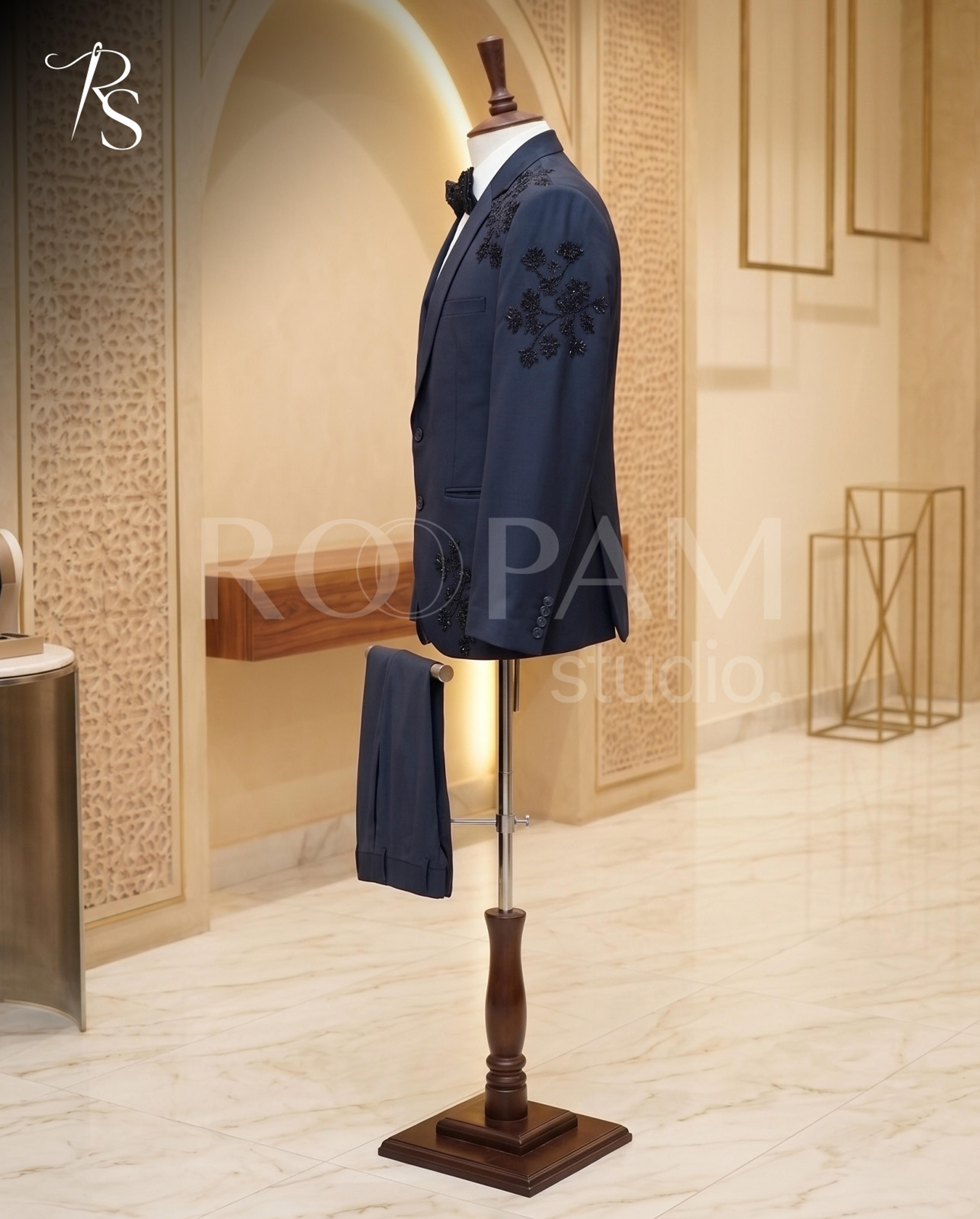 Premium Navy Blue Floral Embroidered 2-Piece Suit - Thumbnail 3