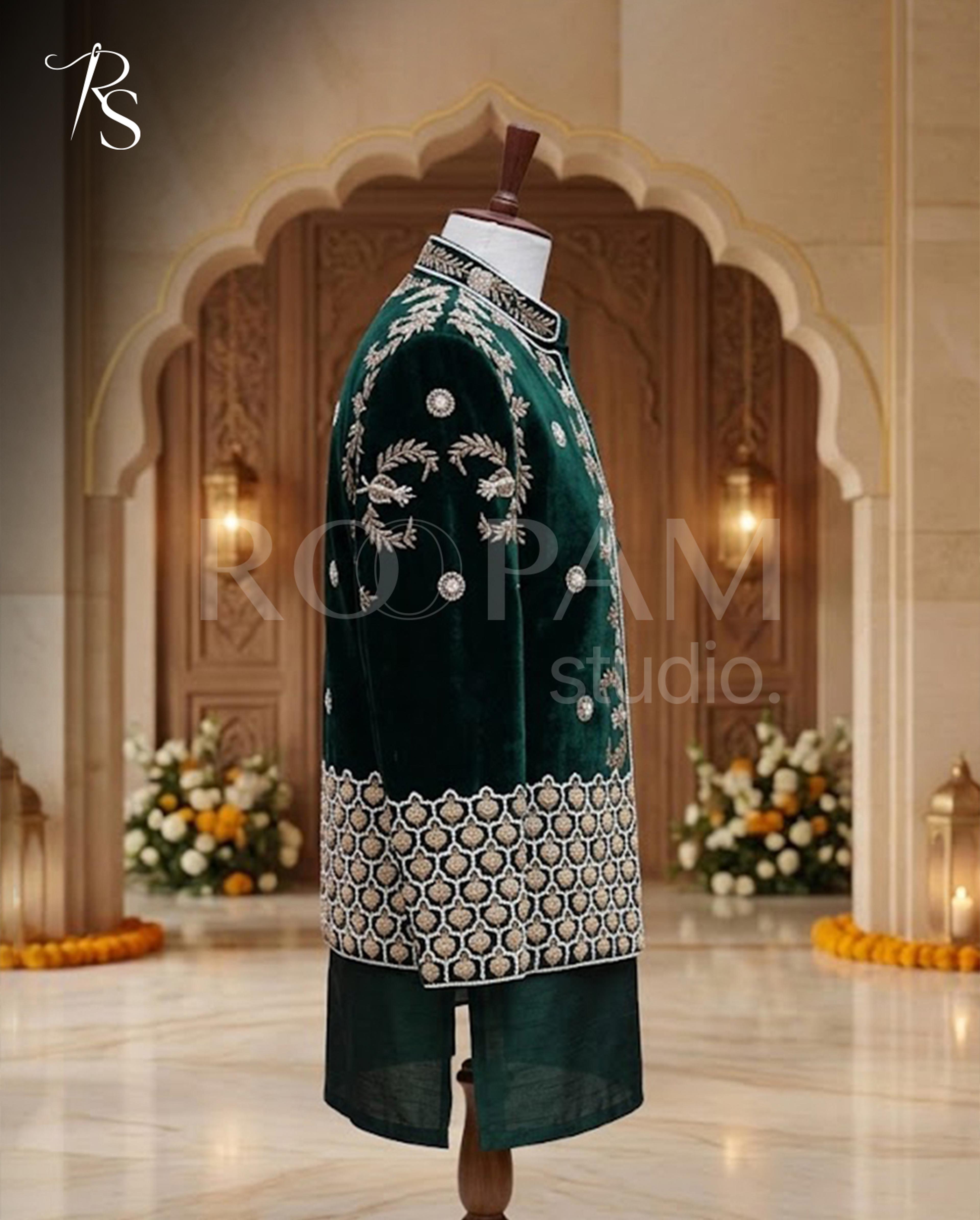Emerald Green Pearl-Embroidered Velvet Sherwani - Thumbnail 4