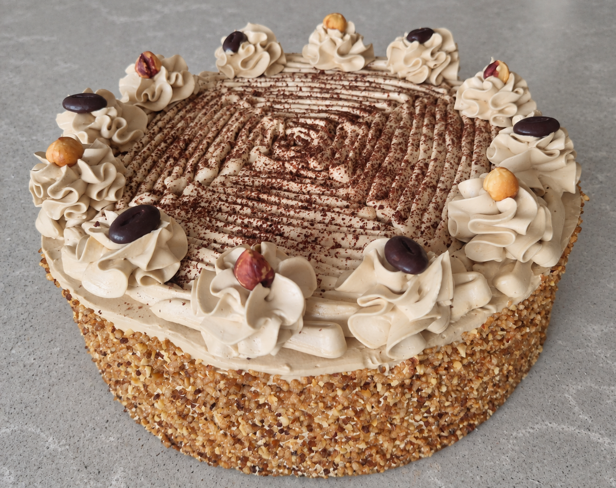 Vegan taart op bestelling — plantaardige mokkataart van The Happy Pine