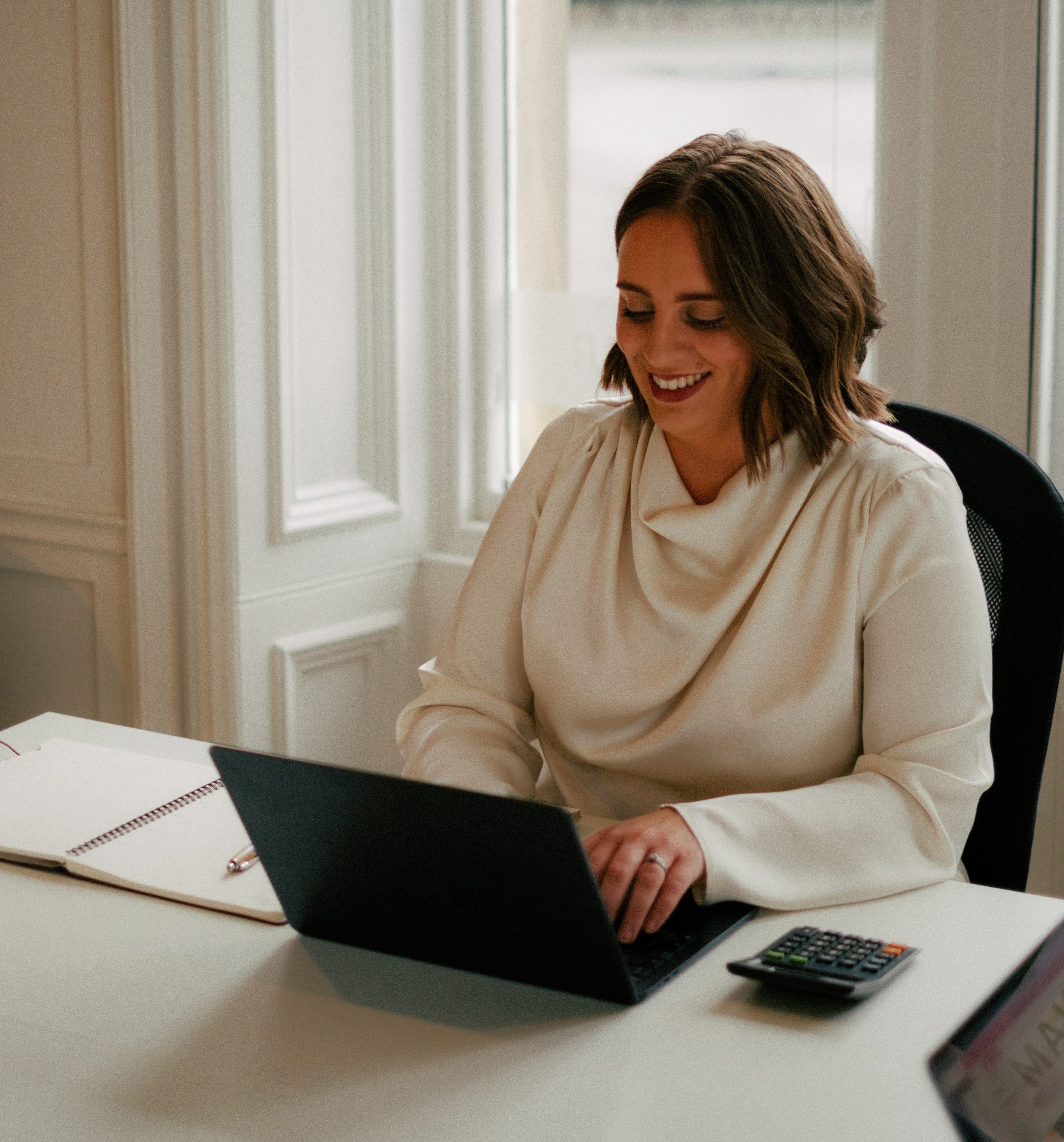 girl working on laptop