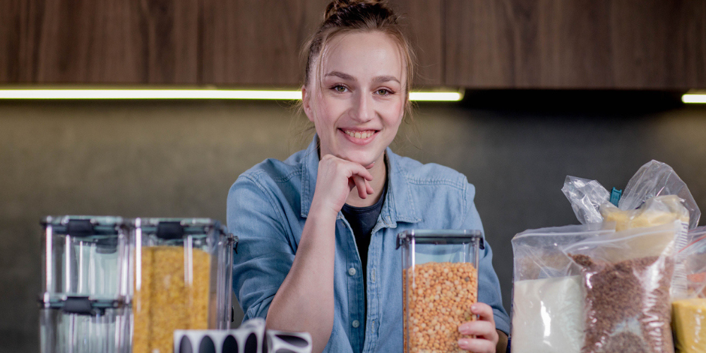 Stop Roaches Before They Move In!