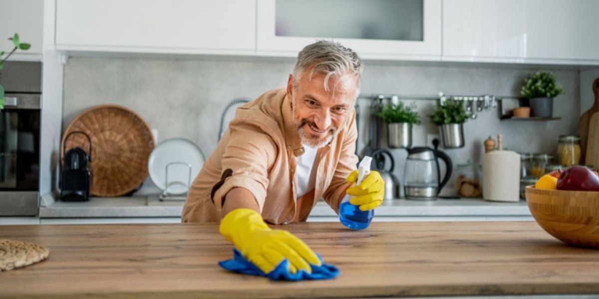 Cleaning Habits That Reduce Roach Risk