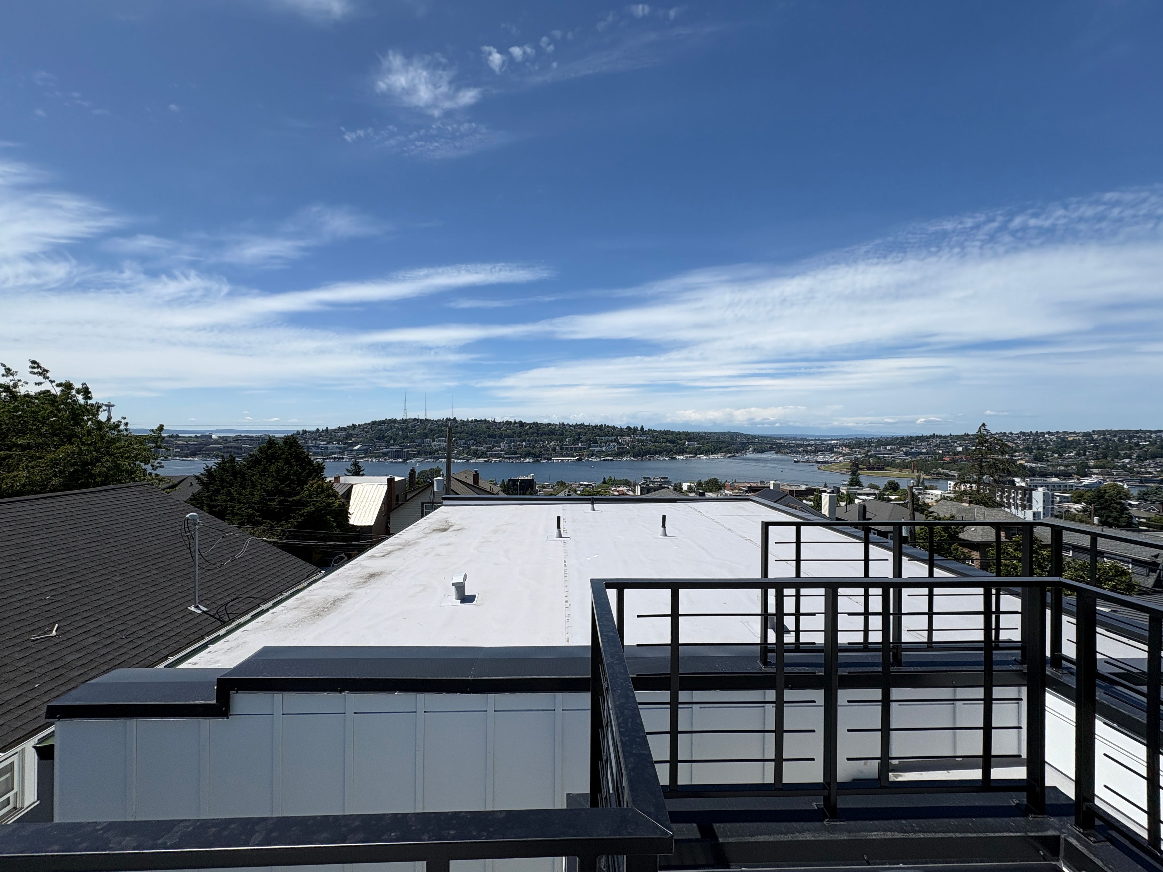 Rooftop Deck - ADU