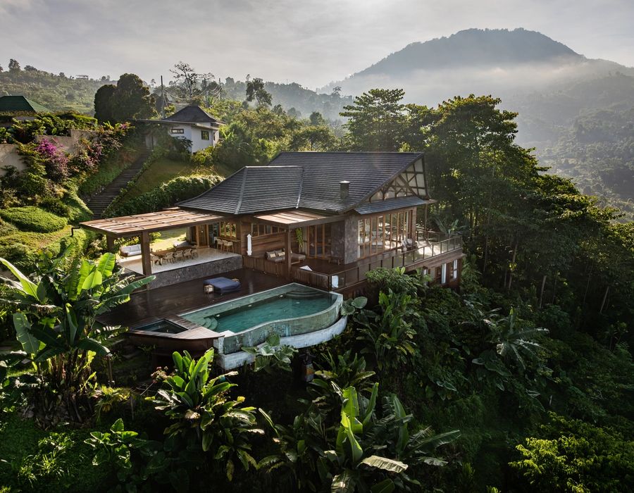 Munduk Mountain Estate villa exterior