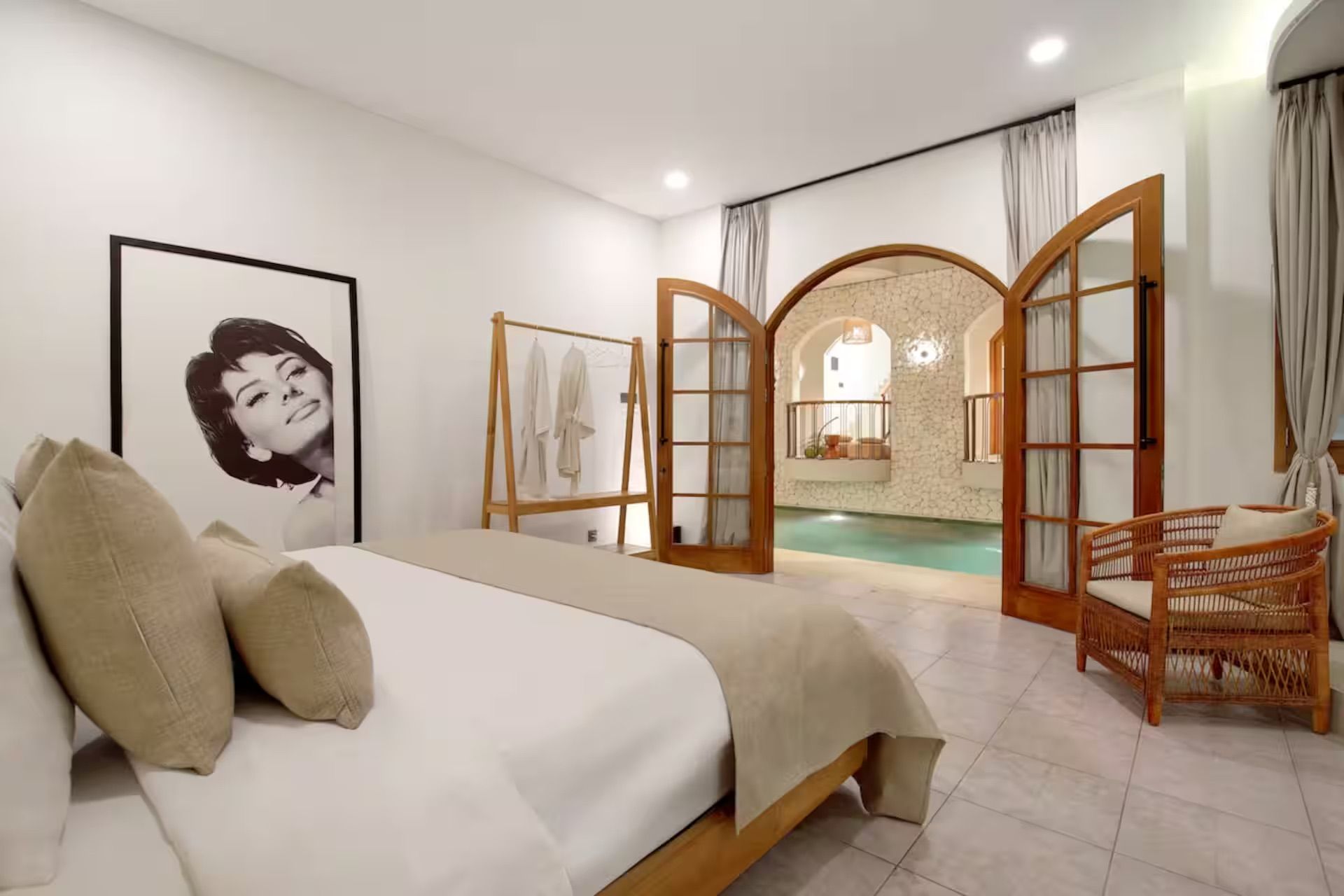 Bedrooms — photo 20