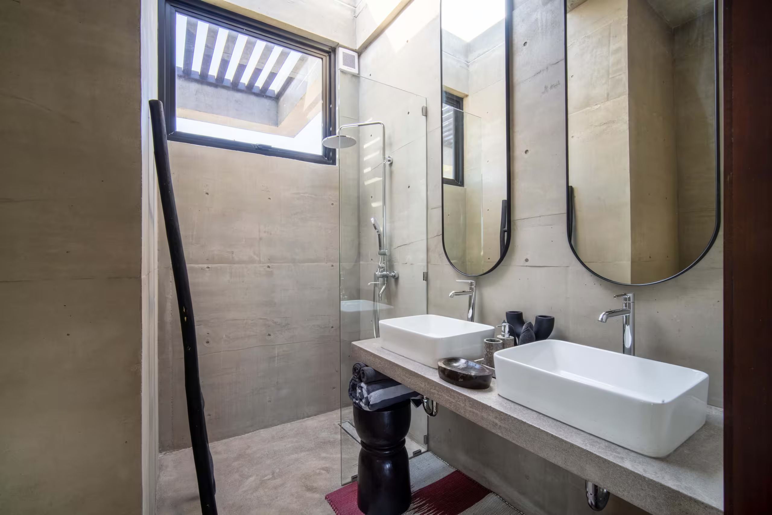 Bathrooms — photo 52