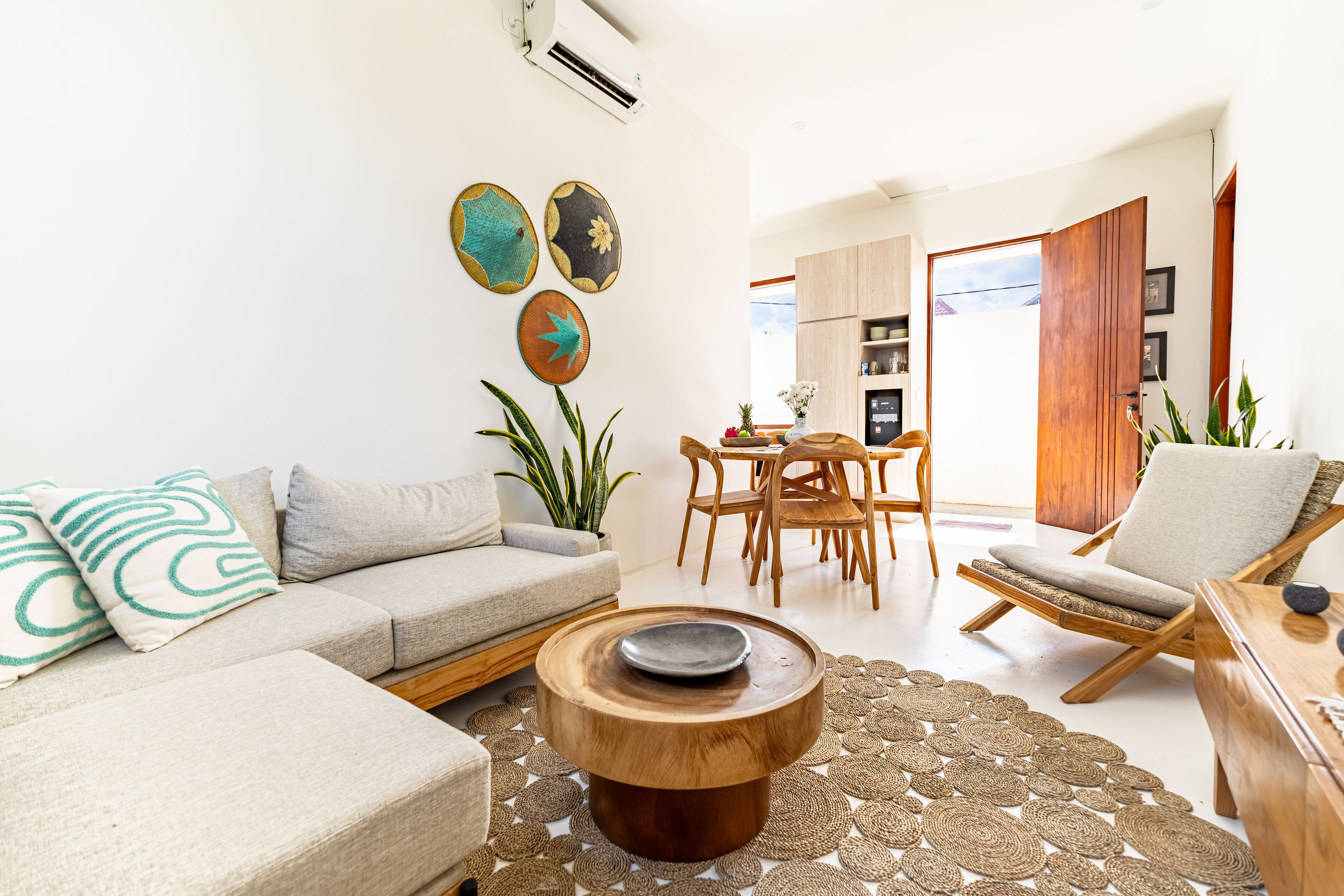 Living & Dining areas — photo 7