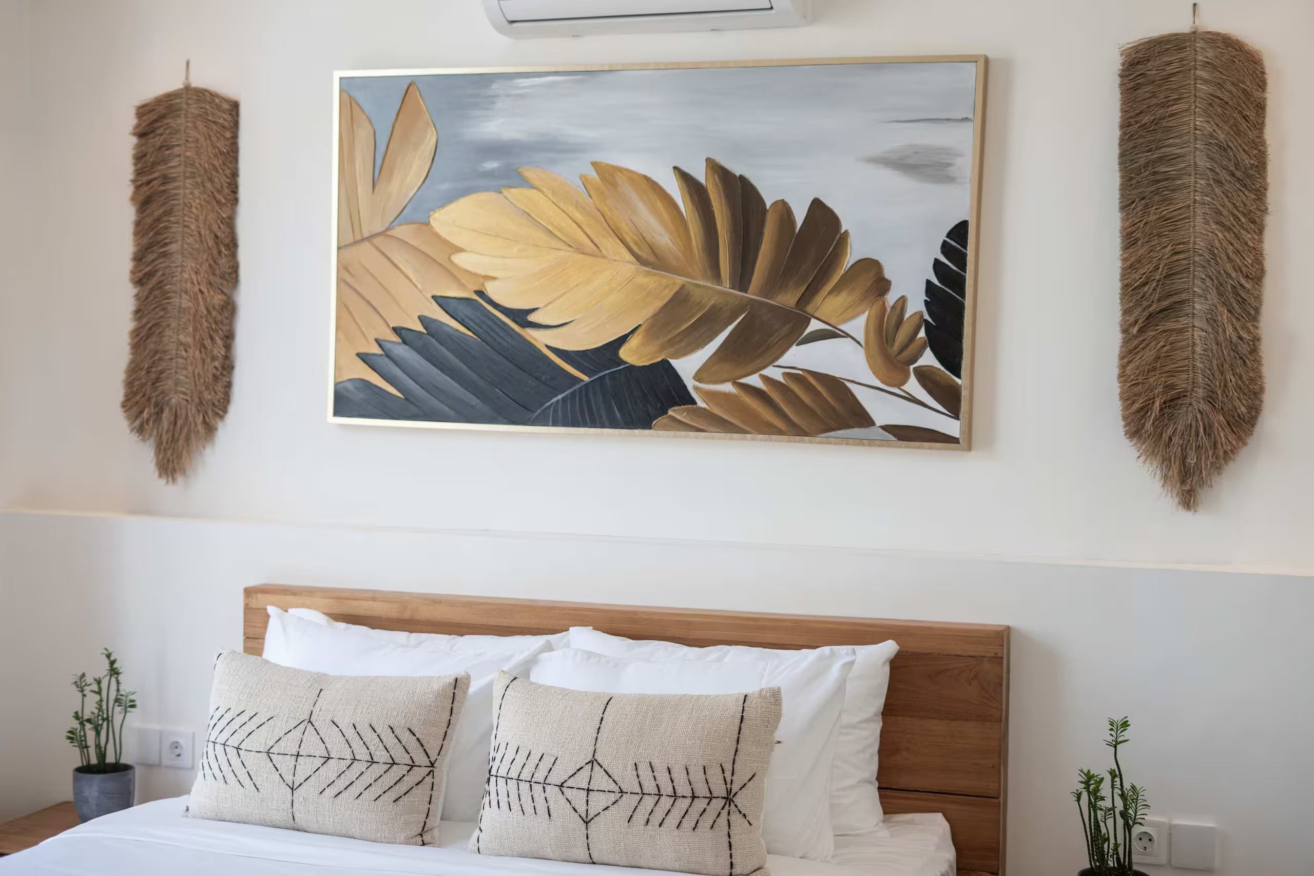 Bedrooms — photo 26