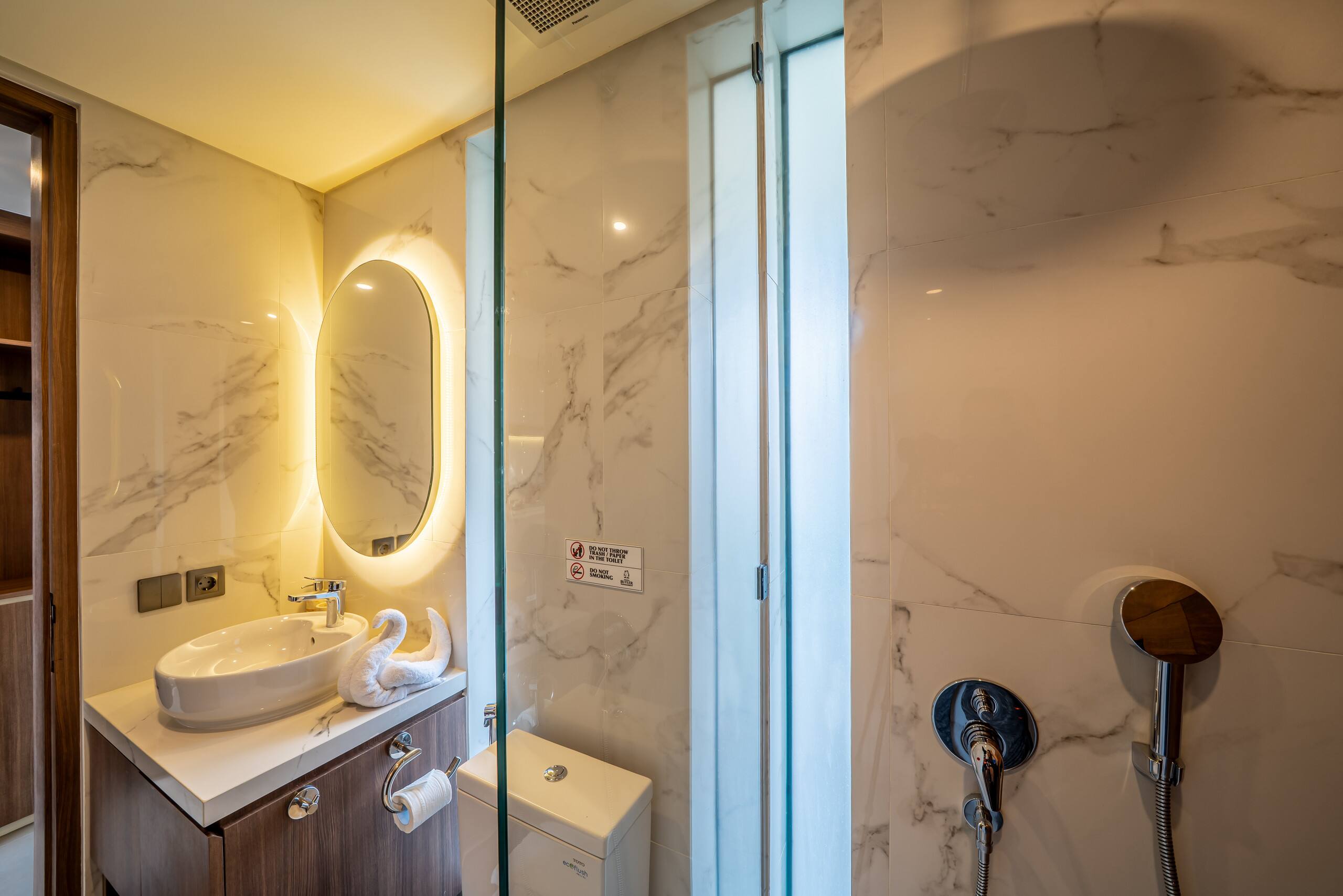 Bathrooms — photo 44