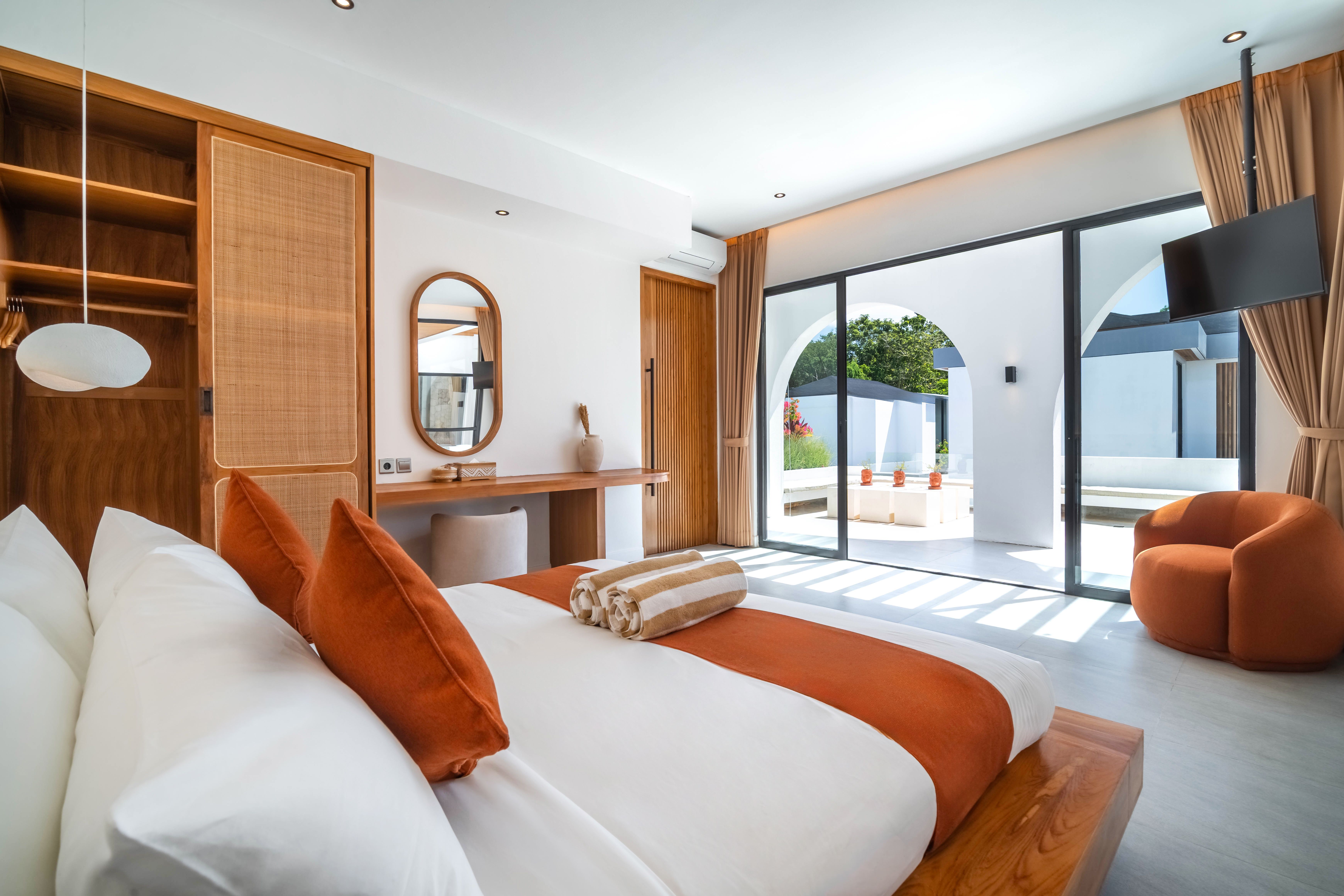 Bedrooms — photo 22