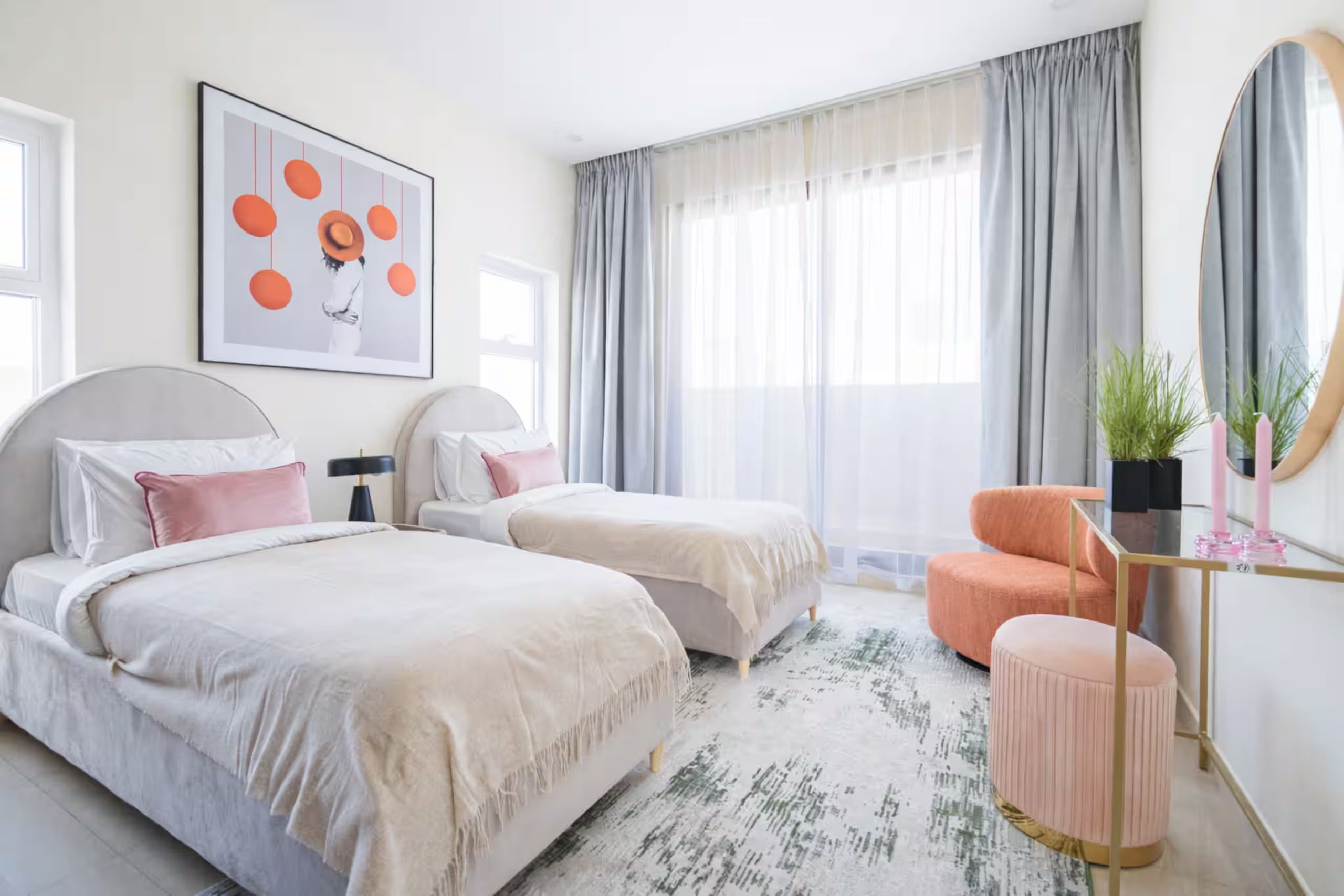 Bedrooms — photo 12