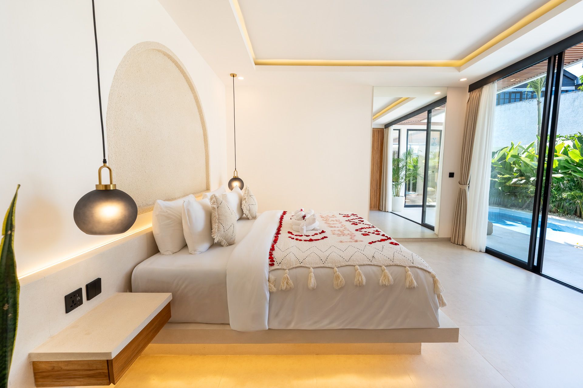 Bedrooms — photo 23