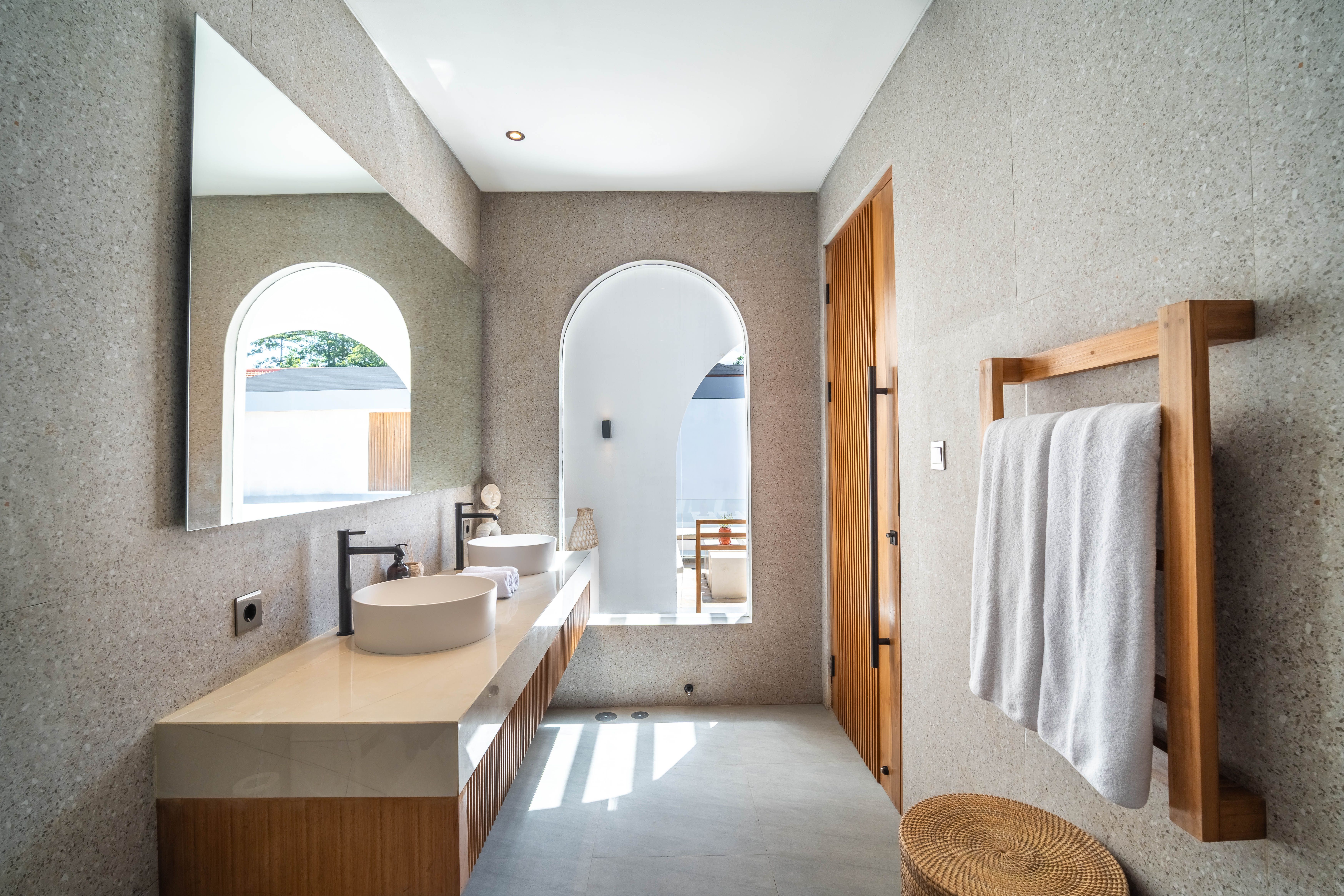 Bathrooms — photo 28