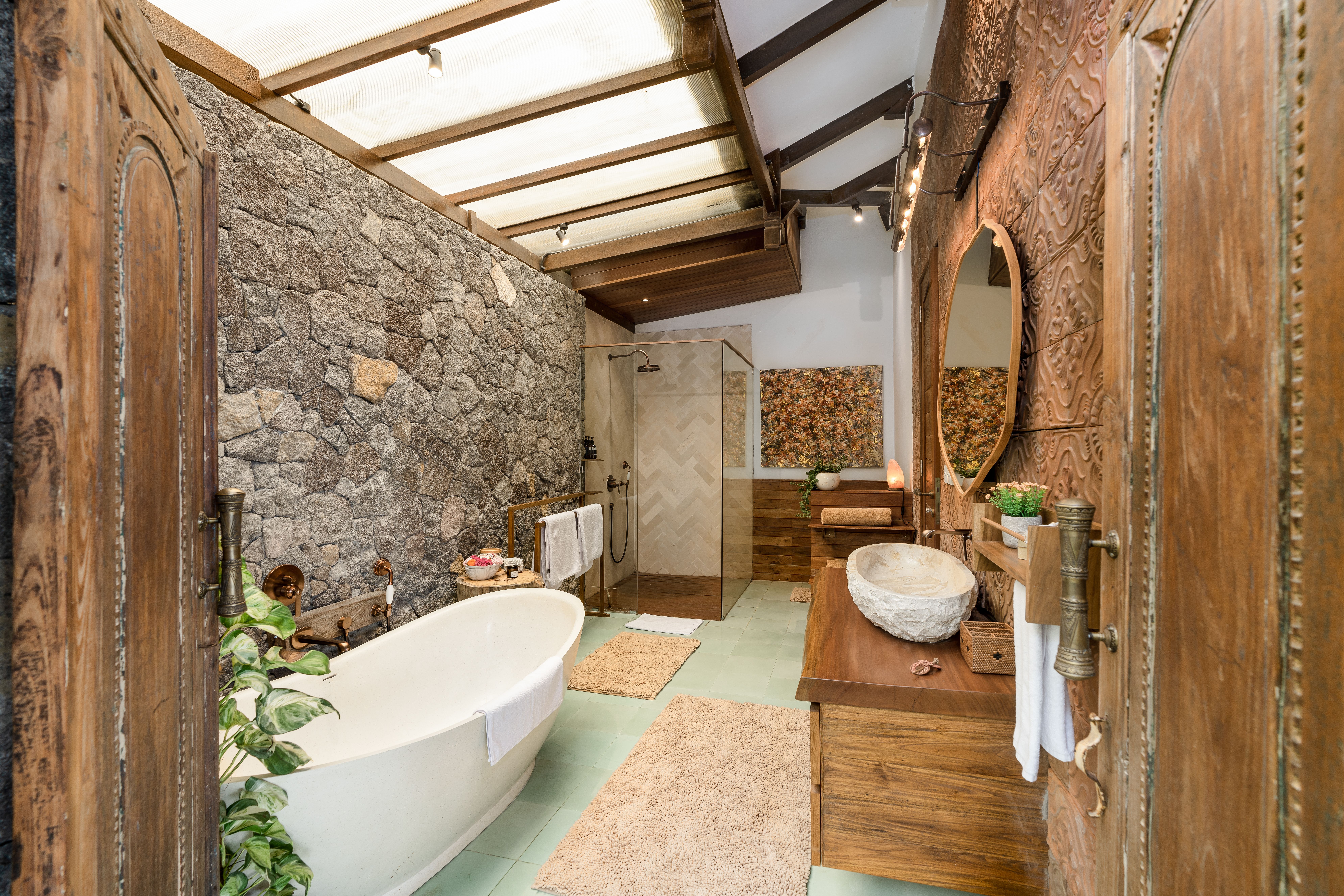 Bathrooms — photo 17