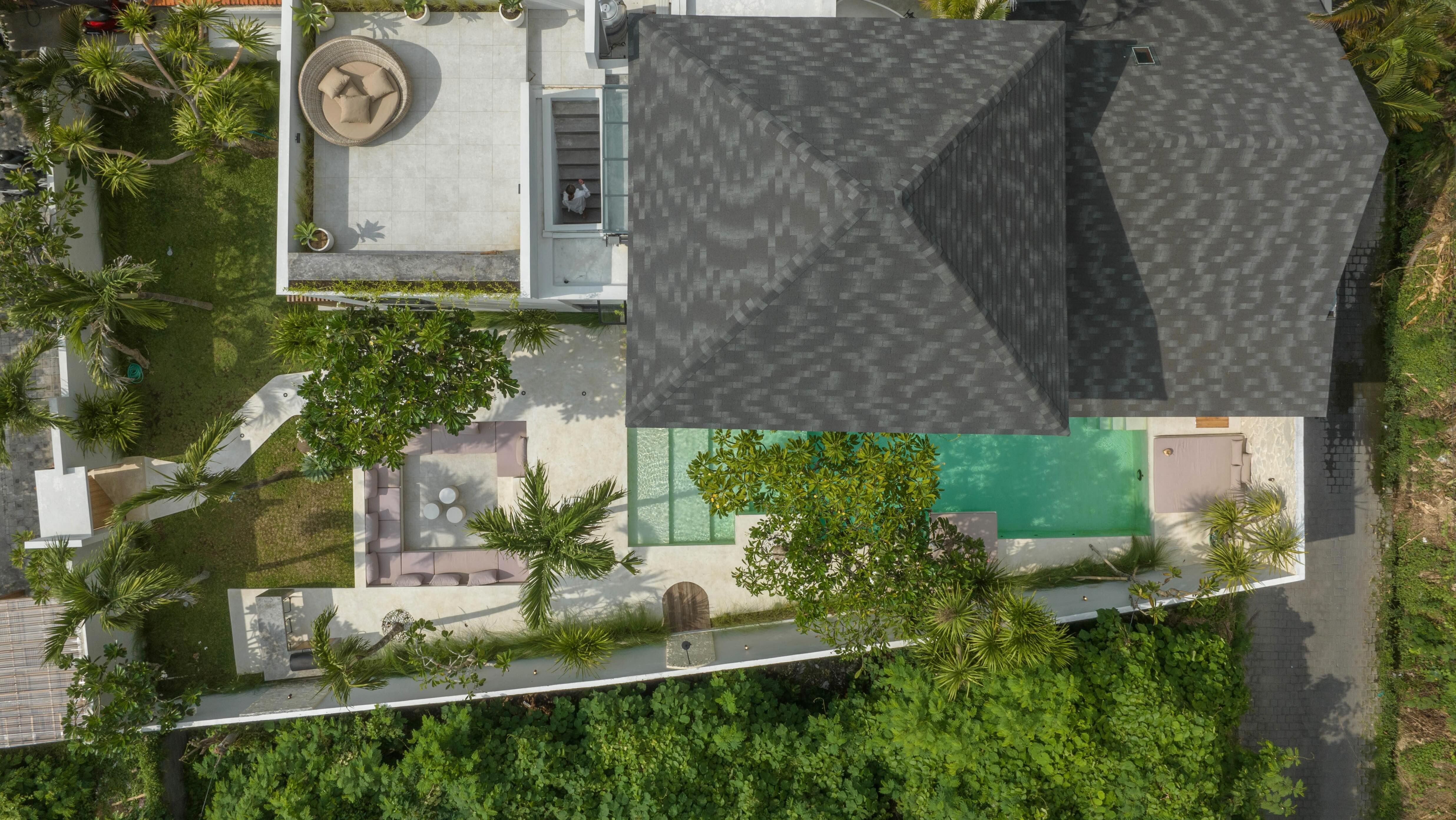 Exterior — photo 5