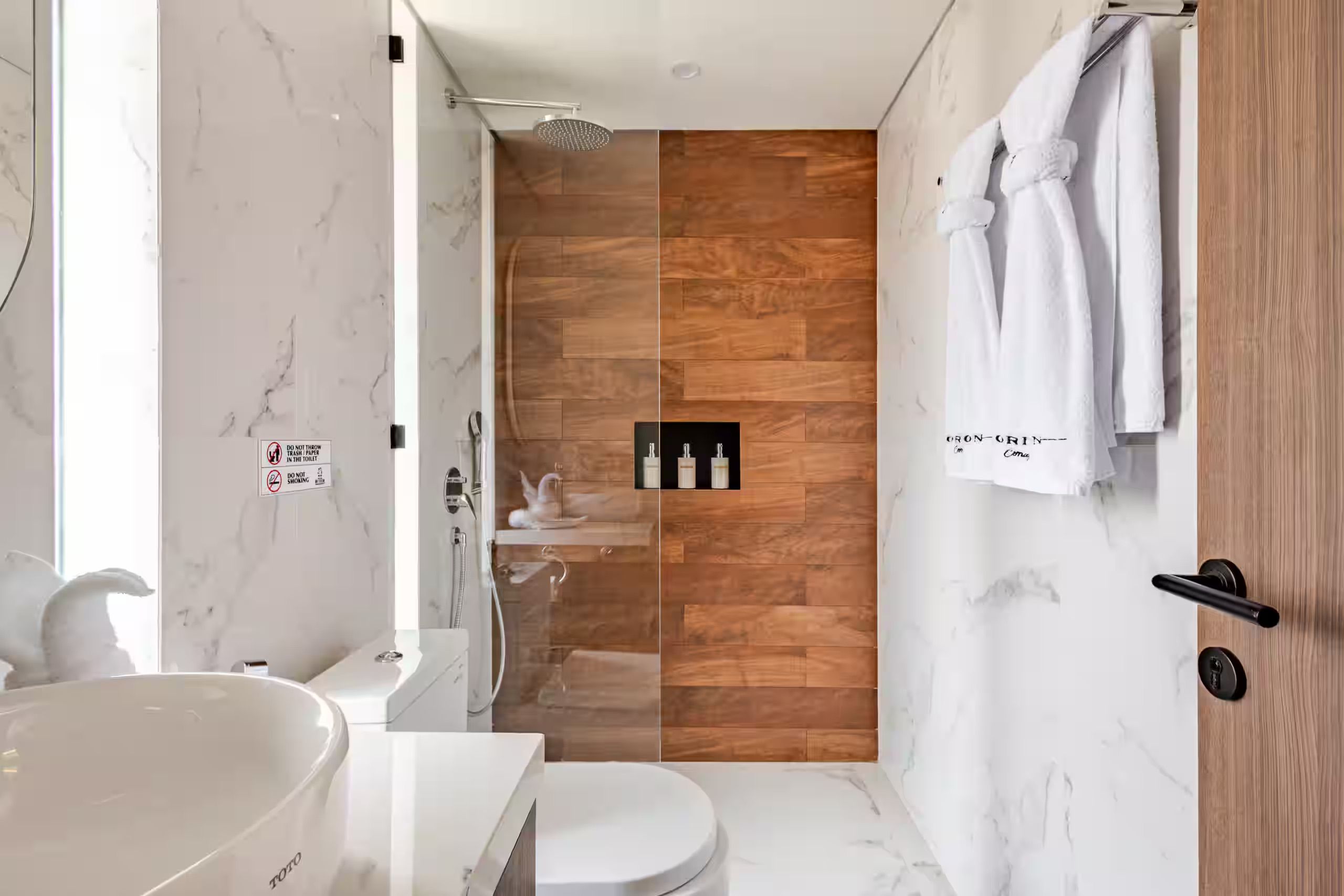 Bathrooms — photo 46