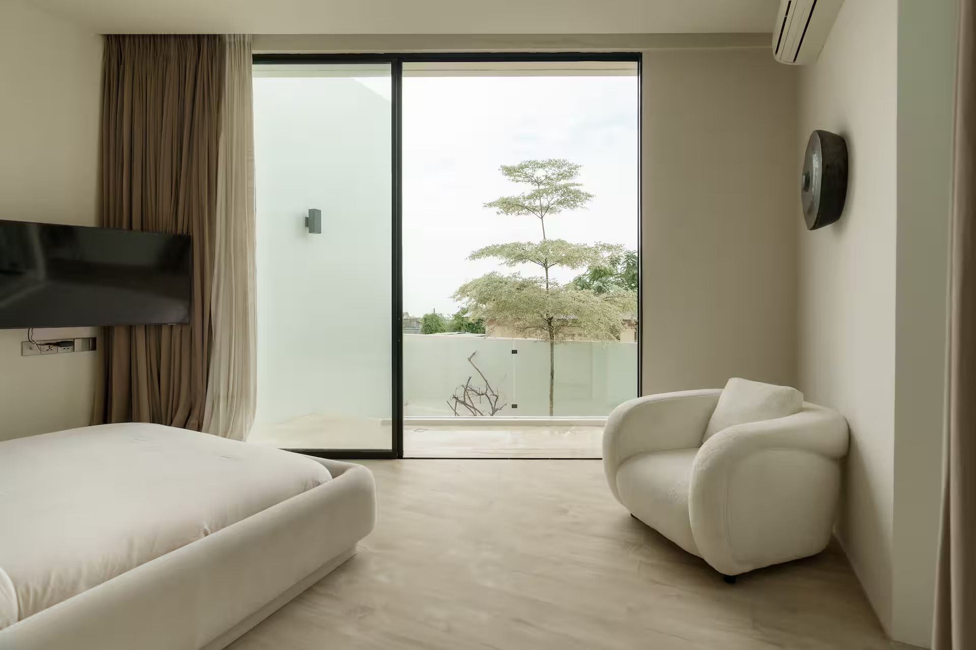 Bedrooms — photo 20