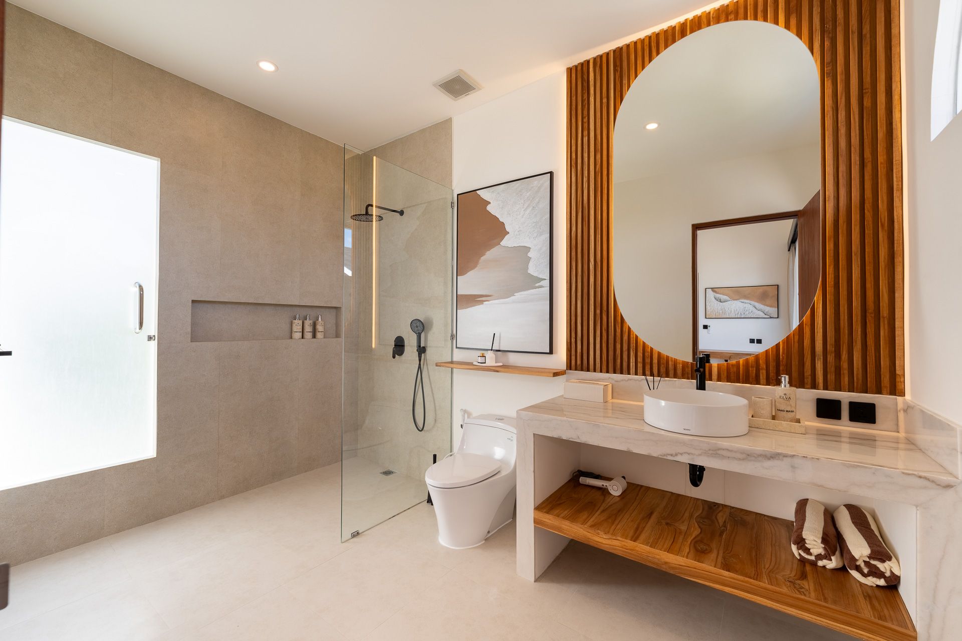Bathrooms — photo 34