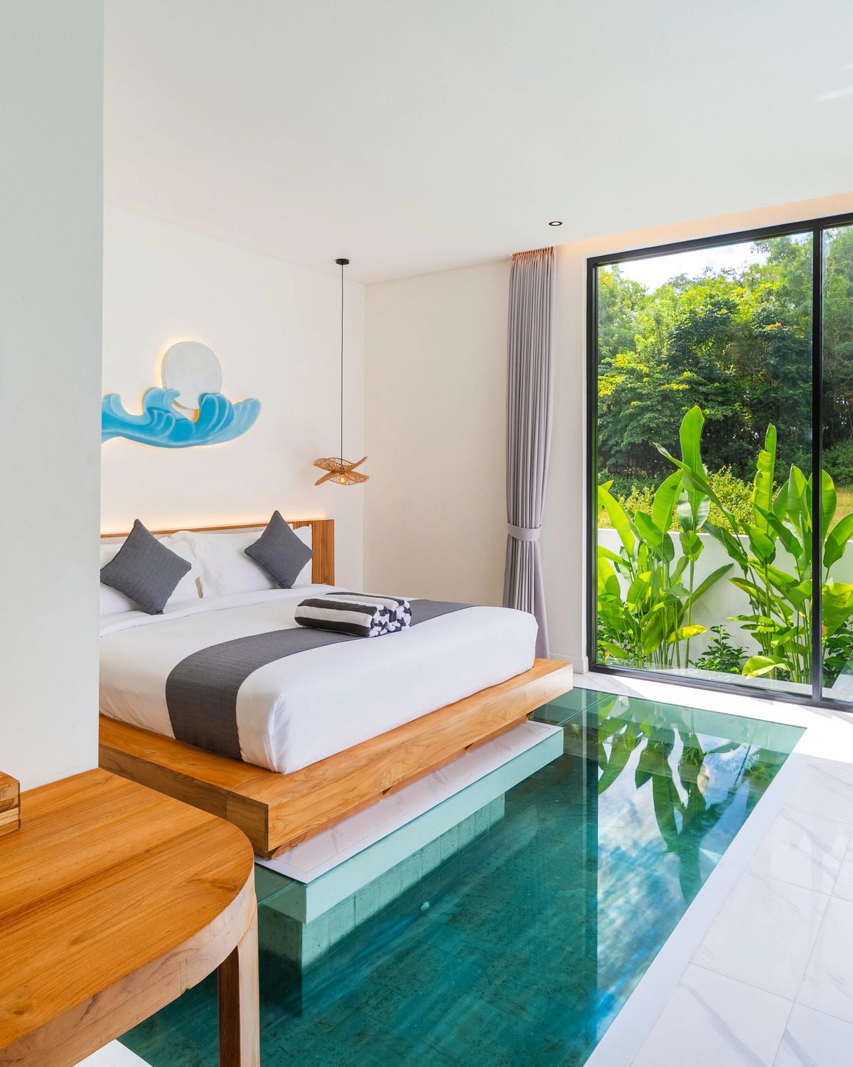 Aqua Vista feature photo