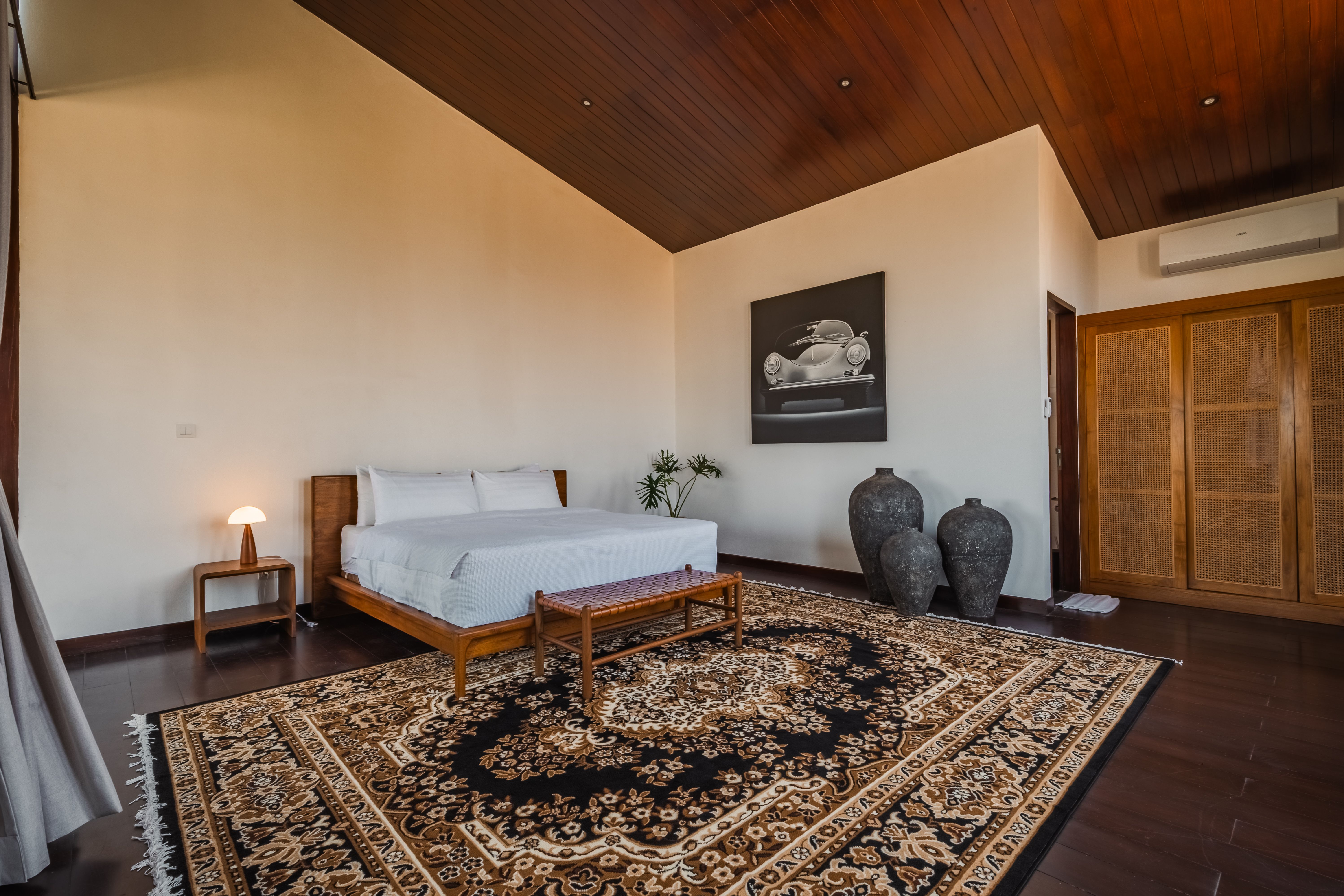 Bedrooms — photo 48