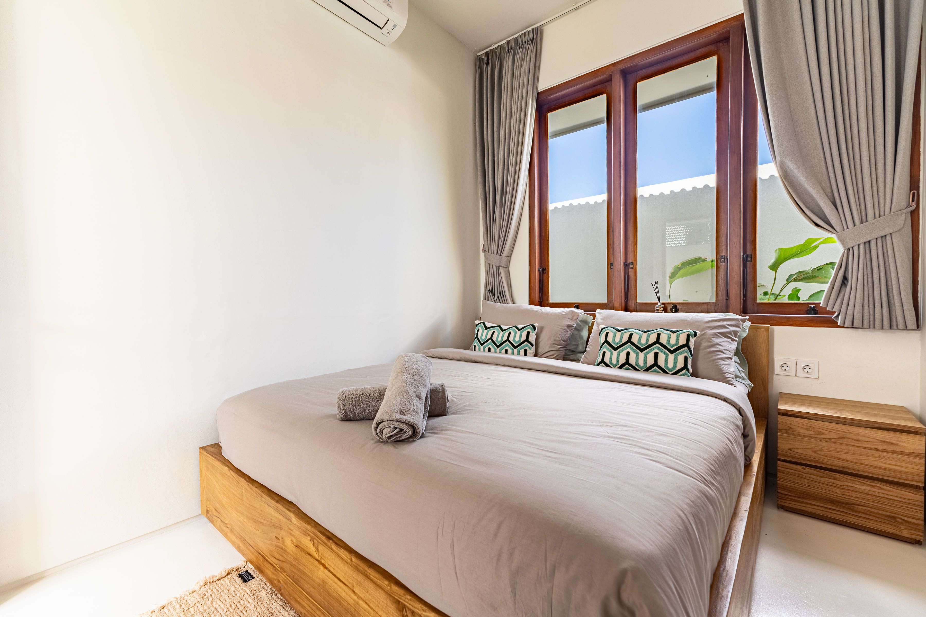 Bedrooms — photo 22
