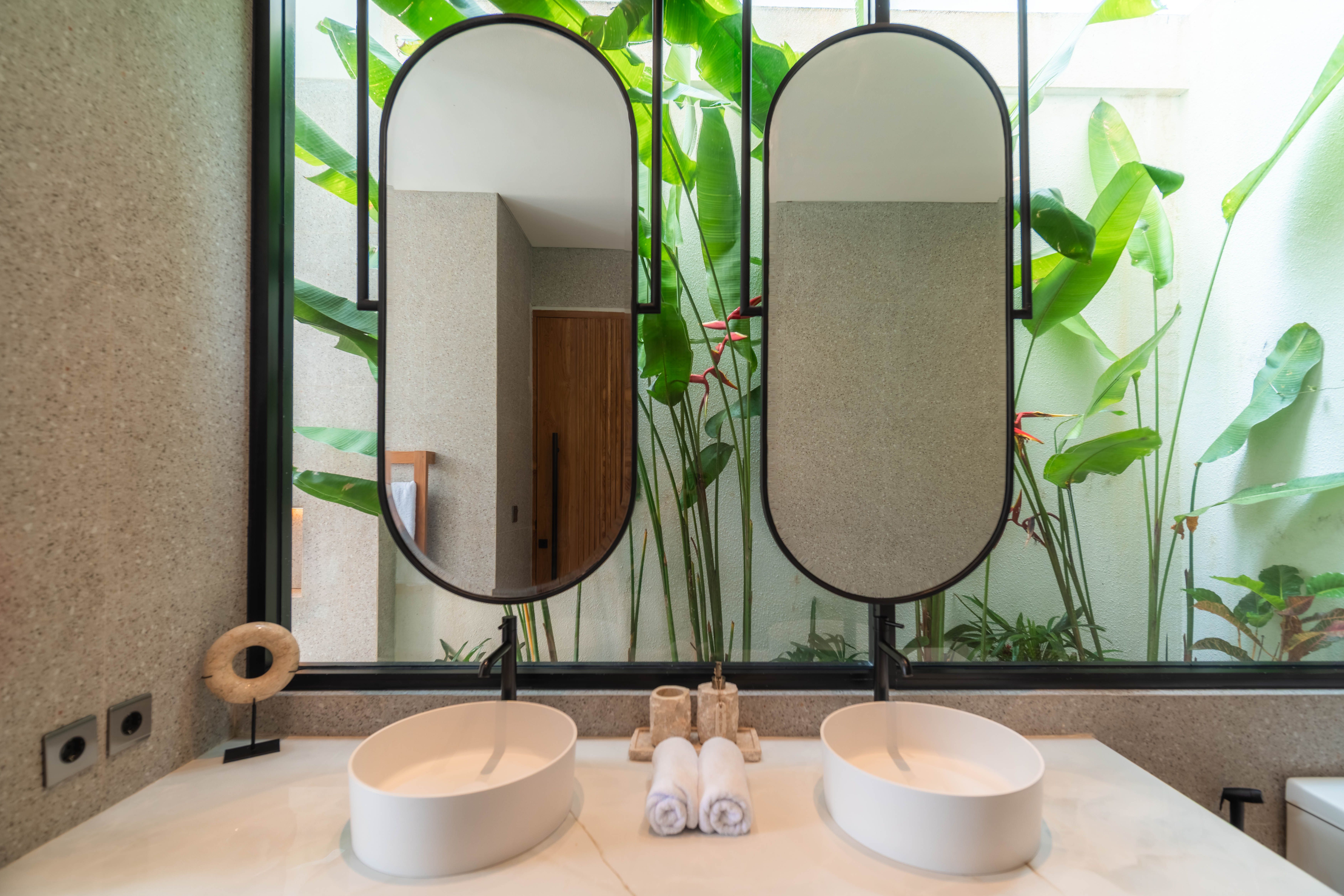 Bathrooms — photo 30