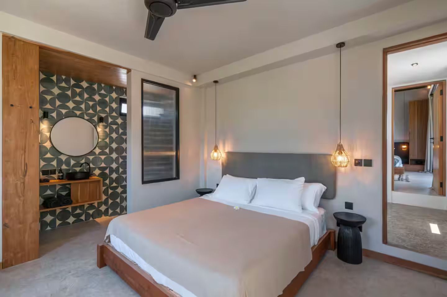 Bedrooms — photo 36