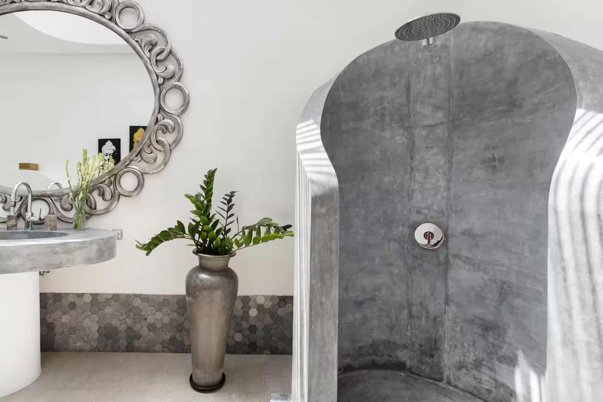 Bathrooms — photo 22